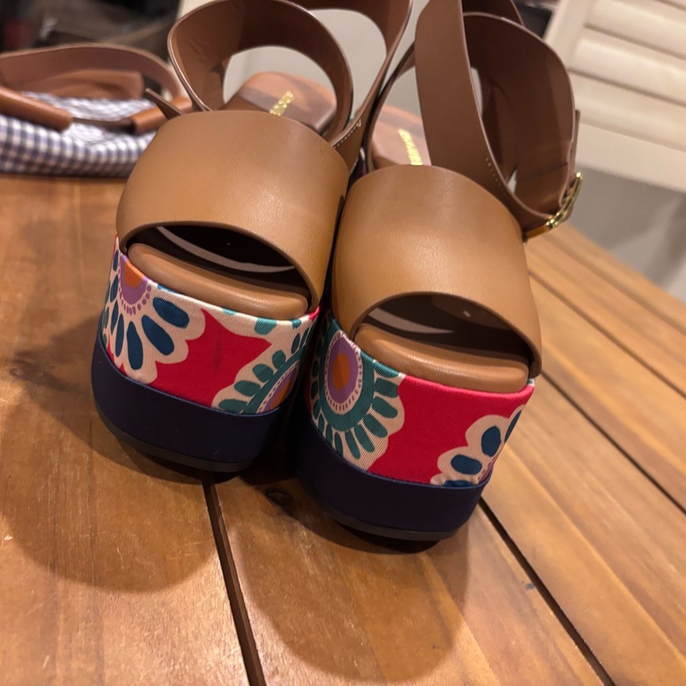 NWOT LA DOUBLEJ High Plateau Floral Ankle-strap Wedge Sandals in Crazy Daisy 37 - Picture 3 of 6